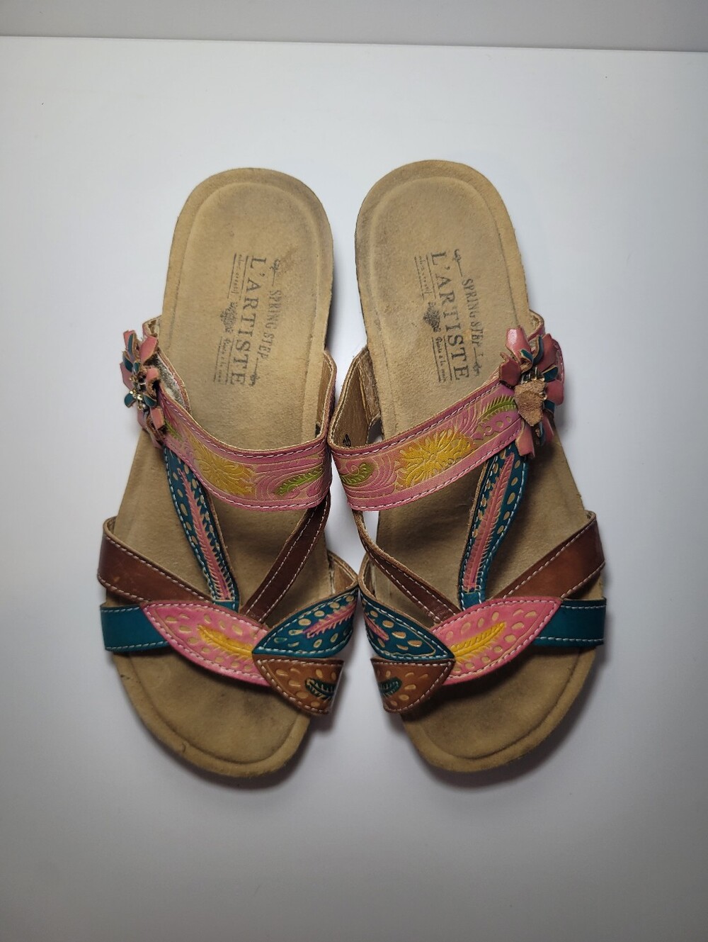 L'Artiste Spring Step Women's Strappy Sandal Size 7.5 (38)